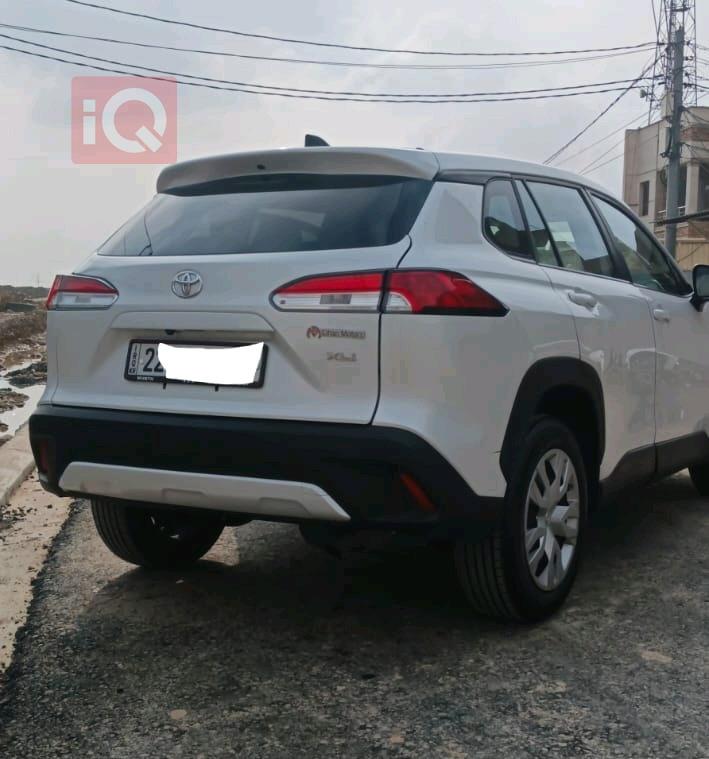 تۆیۆتا کۆرۆلا کرۆس